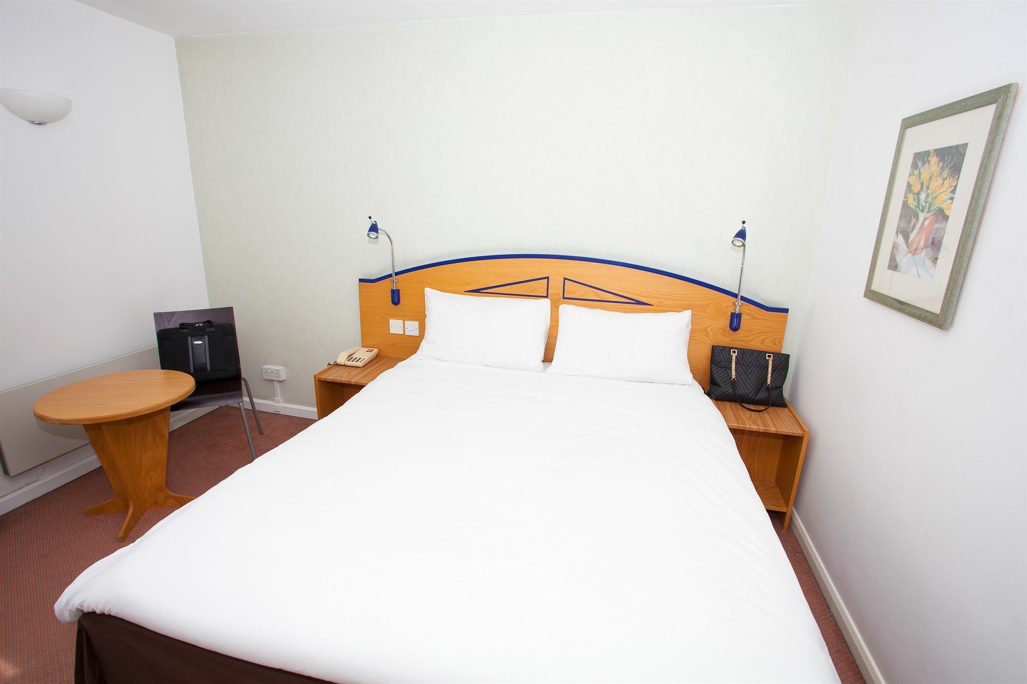 Ibis Cardiff Gate - International Business Park Hotel Luaran gambar